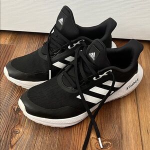 Adidas Bounce Black and White Running Shoes